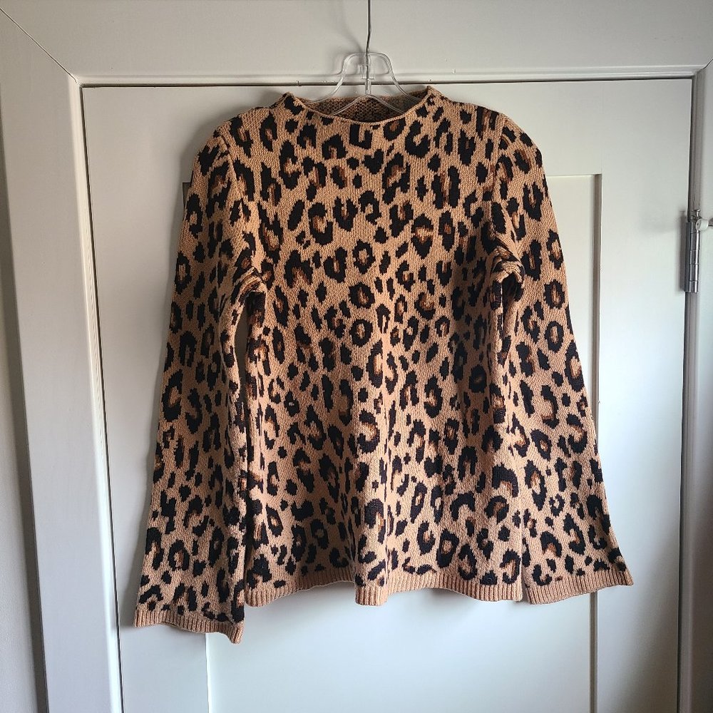 ANN TAYLOR MOCKNECK LEOPARD PRINT SWEATER